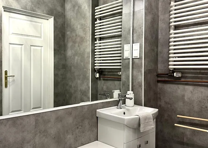 Swietego Mikolaja - Self Check-in 20h * Wroclaw